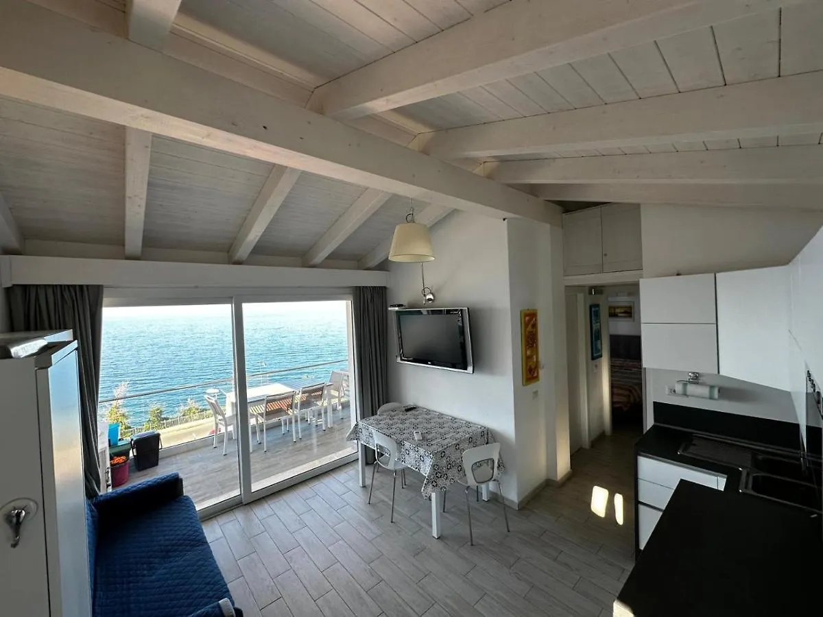 La dolce vita , fronte mare Castelsardo 0*,  Italia