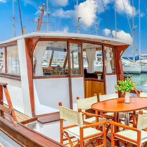Marta Boat Botel